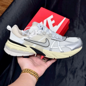 Giày cầu lông Nike tích hợp công nghệ hiện đại